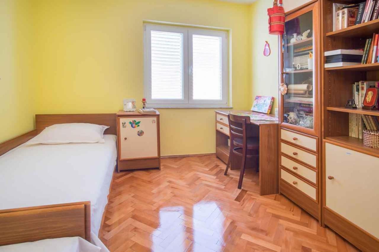 Apartments In Vrbnik/Insel Krk 36002 ภายนอก รูปภาพ