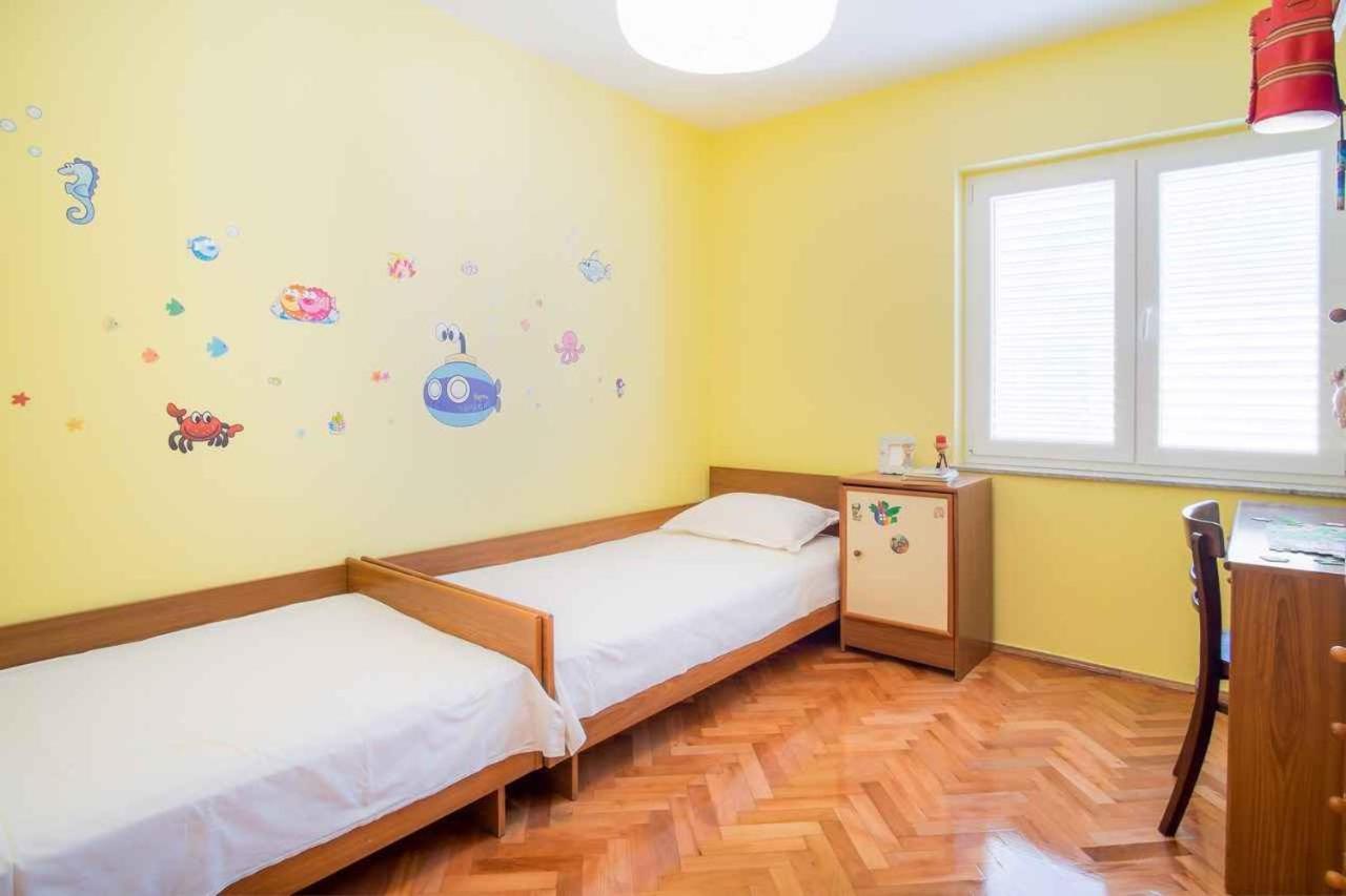 Apartments In Vrbnik/Insel Krk 36002 ภายนอก รูปภาพ